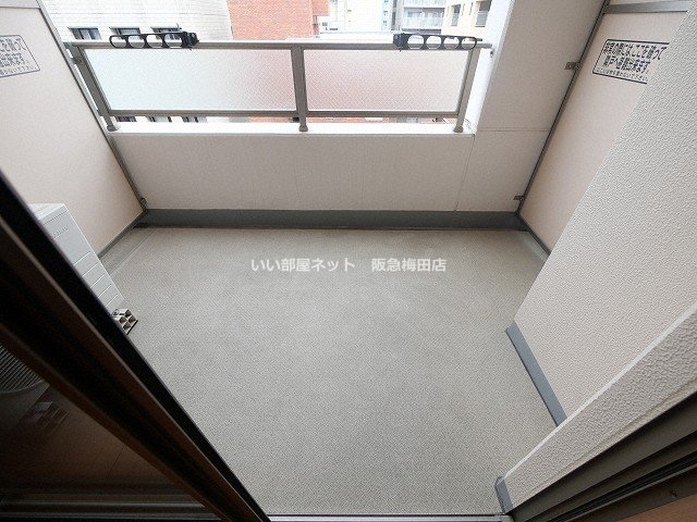 バルコニー　※同仕様写真となります。
