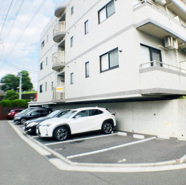 駐車場　【充実の設備♪】