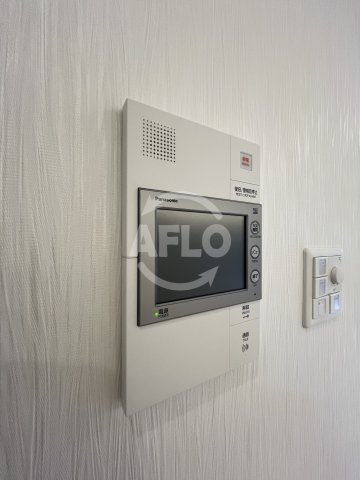 セキュリティ　プレジオ江坂ROUGE　モニター付きインターホン