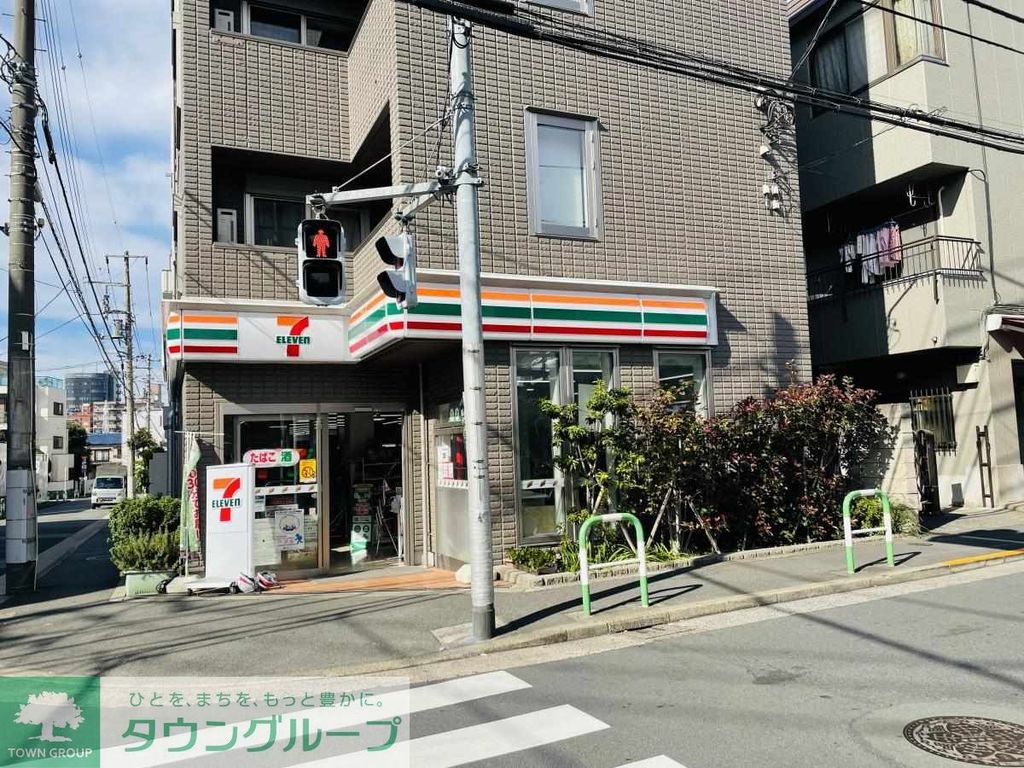 コンビニ　セブンイレブン（コンビニ）まで160m