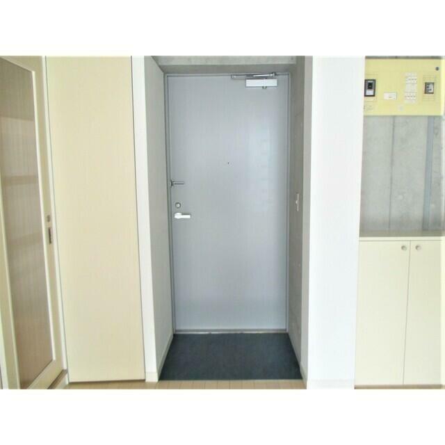 玄関　（2303)