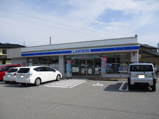 コンビニ　ローソン富山長江店（コンビニ）まで179m