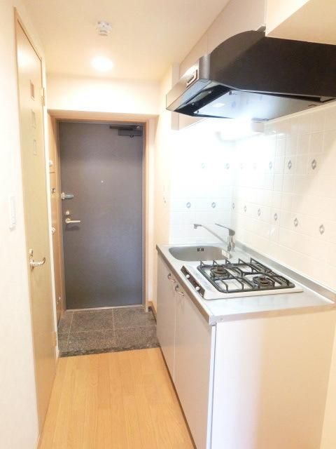 玄関　★自動センサー照明があなたをむかえてくれます★