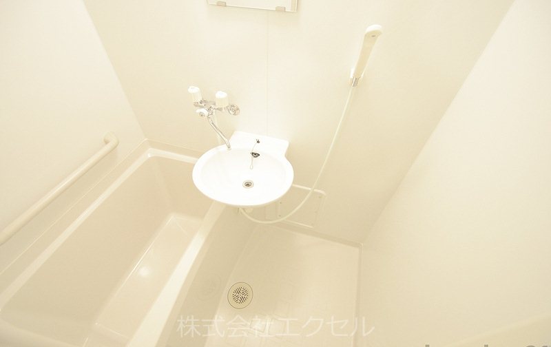 バス・シャワールーム　同等タイプのイメージ写真です。