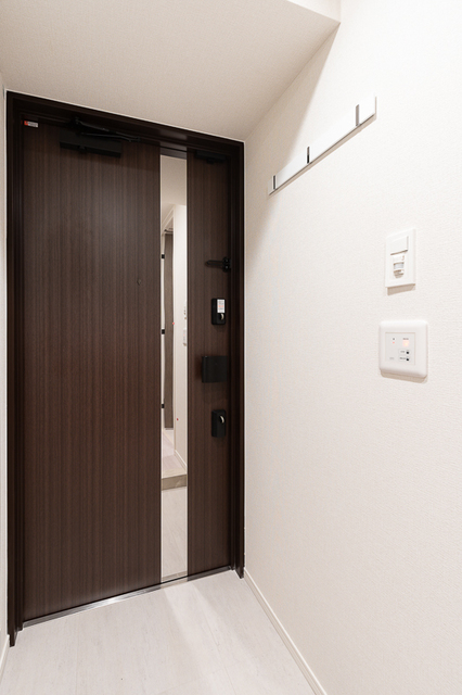 玄関　※写真は同タイプ住戸です。