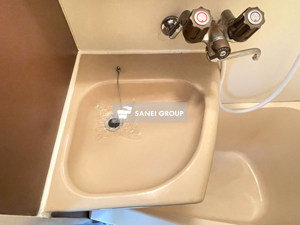洗面設備　同仕様