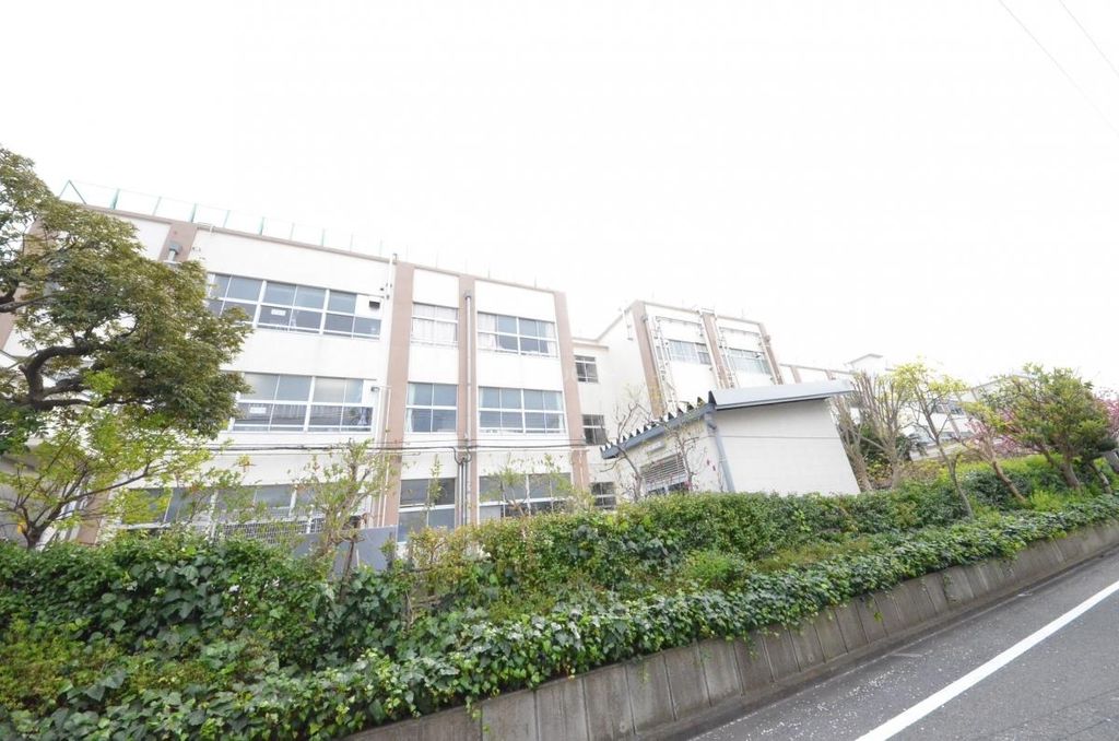 小学校　足立区立保木間小学校（小学校）まで420m