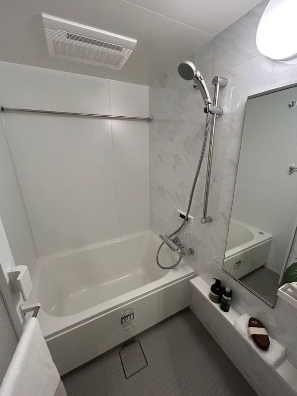 バス・シャワールーム　別部屋参考写真