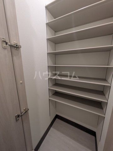 収納