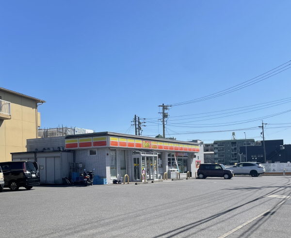 コンビニ　デイリーヤマザキ安城池浦町店（コンビニ）まで196m