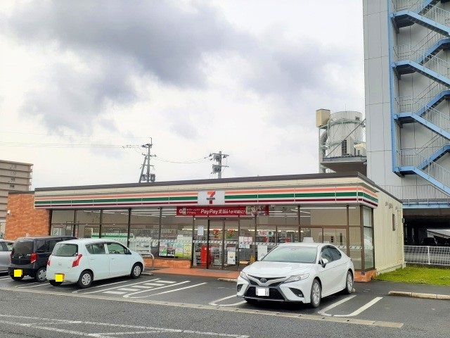 コンビニ　セブンイレブン清水バイパス店（コンビニ）まで400m