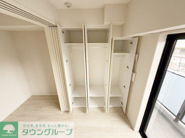 収納　バルコニー