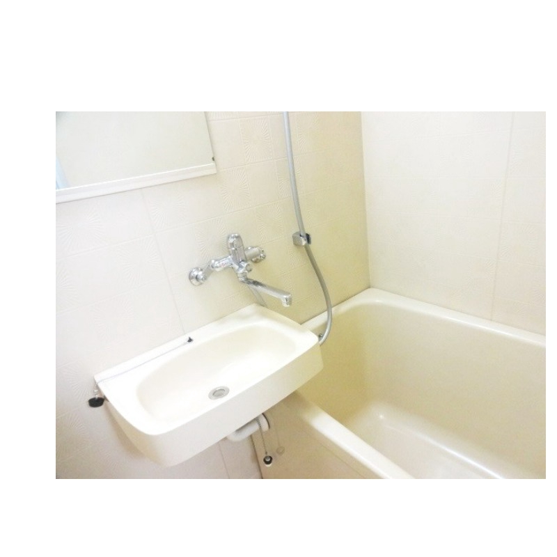 バス・シャワールーム　お風呂とトイレはやっぱり別がいですよね♪