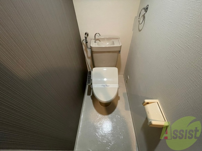 トイレ　トイレです。ウォシュレット付を探している方、おすすめです。