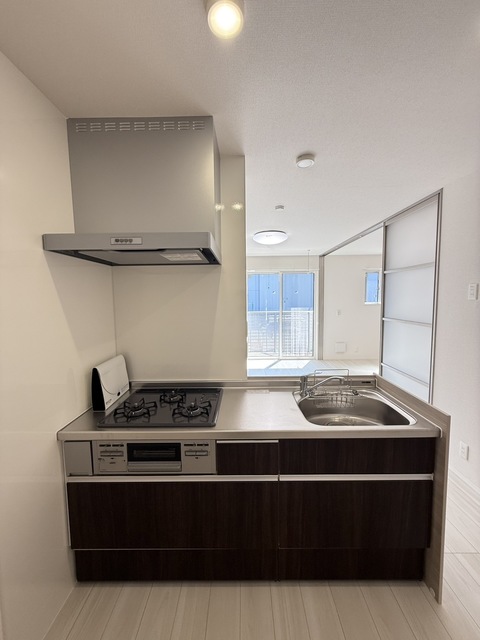 キッチン　同施工会社参考写真です