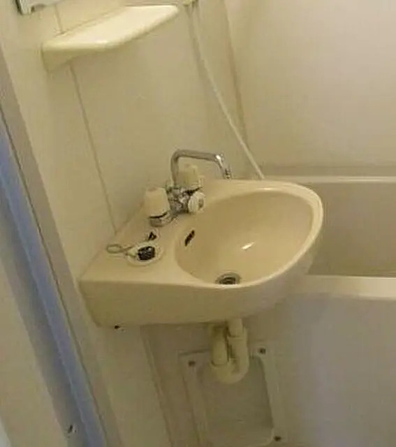洗面設備　※同物件参考写真