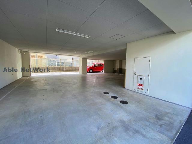 駐車場　駐車場