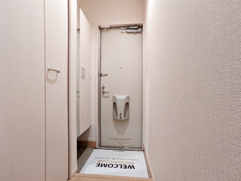 玄関　図面と現状に相違がある場合には現状を優先