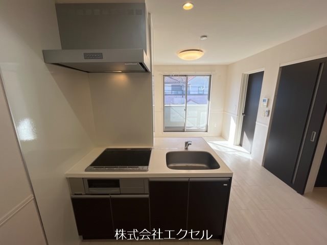 キッチン　人気のカウンターキッチンです。