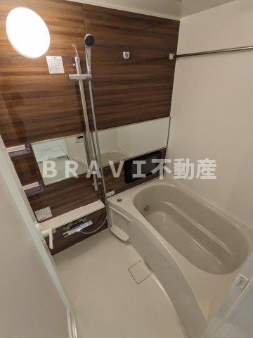 バス・シャワールーム　【プレジオ鎗屋町】浴室テレビ付きお風呂