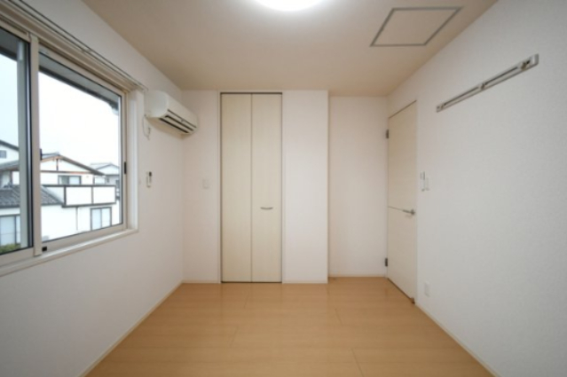 その他部屋・スペース　明るい色調の室内です