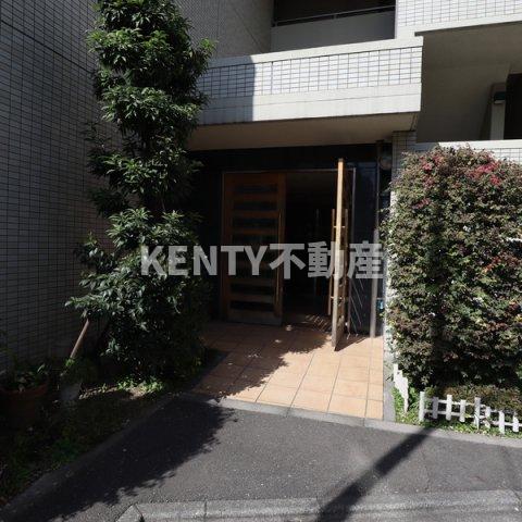 エントランス　建物の内部です
