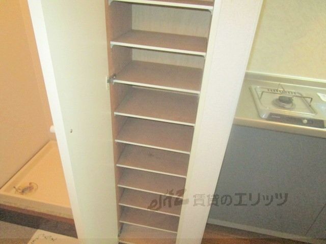 その他設備　下駄箱