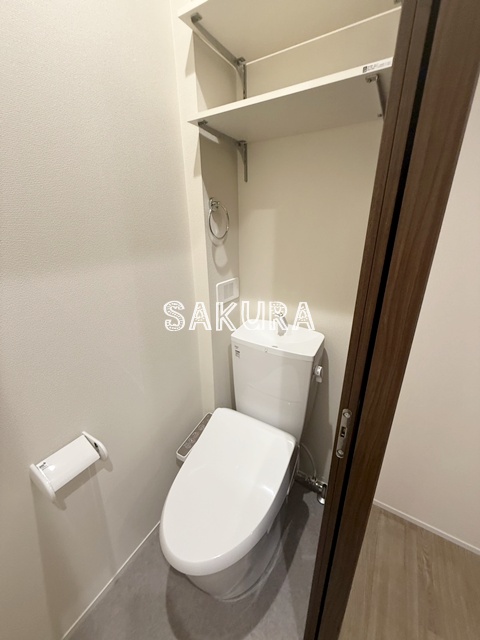 トイレ　嬉しい温水洗浄便座付き♪