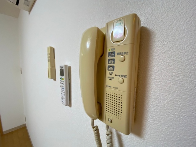 セキュリティ　（別室写真参照）