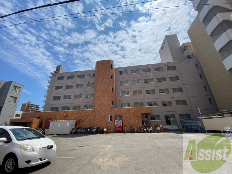 建物外観　札幌市中央区南１１条「ラ・フォ*レ山鼻」