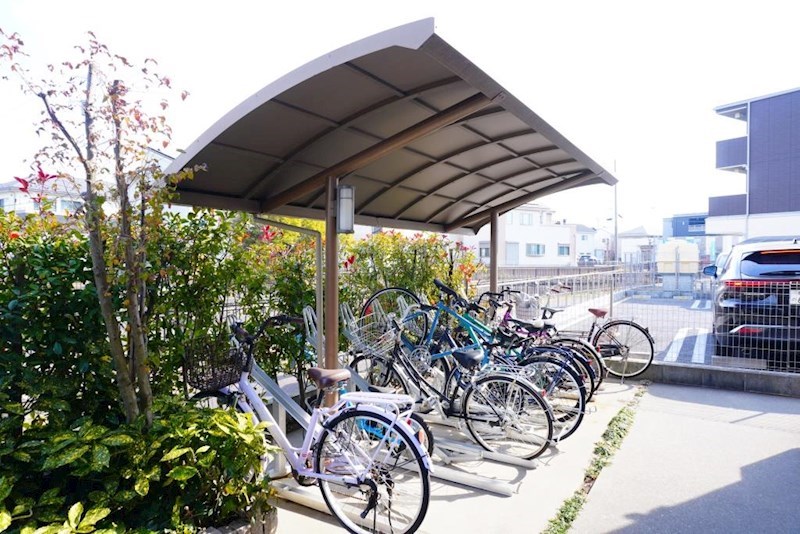 その他共有部分　屋根付き駐輪場
