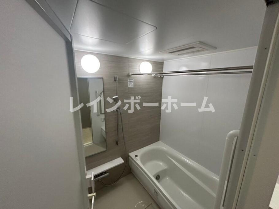 バス・シャワールーム　お風呂で日々の疲れを落としましょう