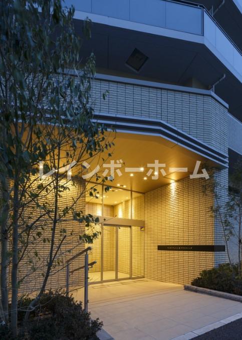 エントランス　建物の内部です