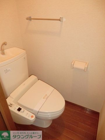 トイレ　嬉しい洗浄便座です