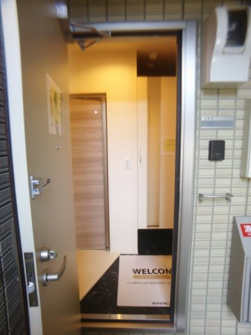 玄関　※別号室のイメージ写真です。