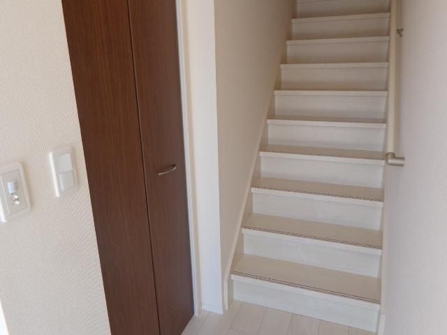 玄関　★お部屋探しは株式会社タウンハウジング東京まで★