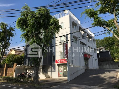 ドラックストア　アイン薬局 竜美台店（ドラッグストア）まで1m