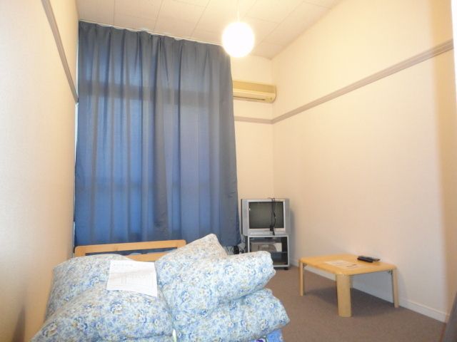 その他部屋・スペース　★洋室６帖★