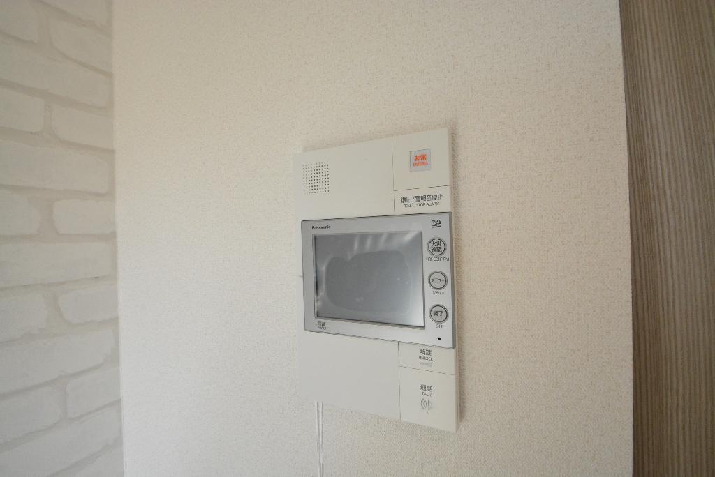 セキュリティ　カメラ付インターホン