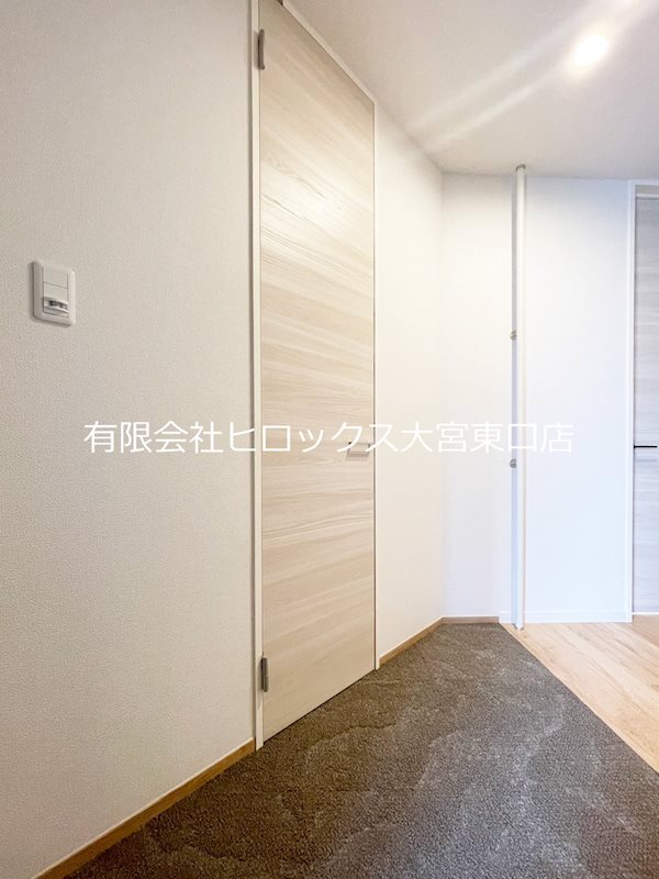 玄関　広々とした玄関スペース