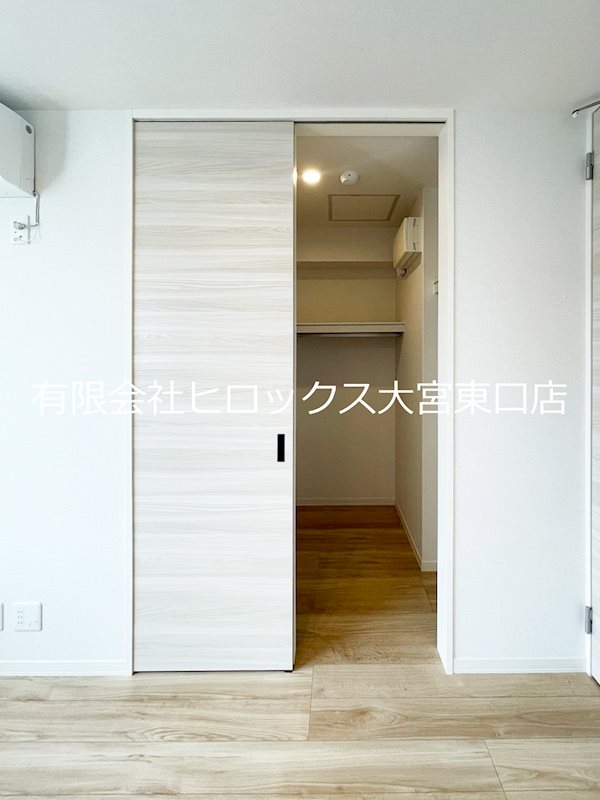 収納　ウォークインクローゼット