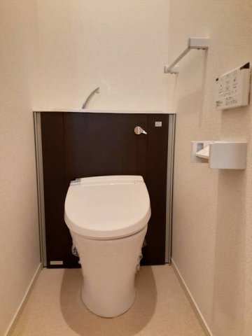 トイレ　清潔感のあるトイレです