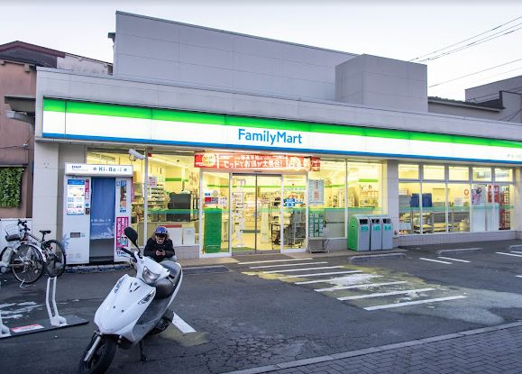 コンビニ　ファミリーマート南千住一丁目店（コンビニ）まで197m