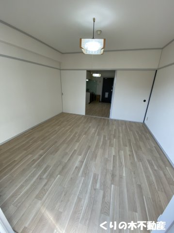 居室・リビング　同タイプのお部屋です（現況を優先します）