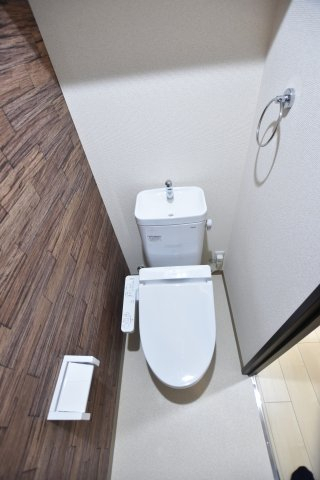 トイレ　別号室の画像です。ご参考下さい