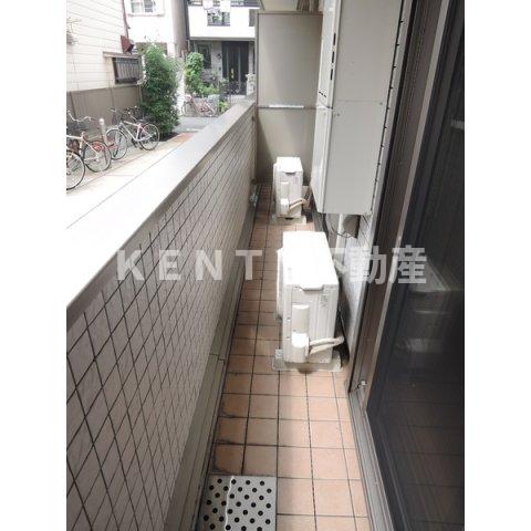 バルコニー　陽当たり良好なバルコニーです