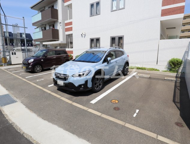 駐車場　ボナ・ウーフの駐車場