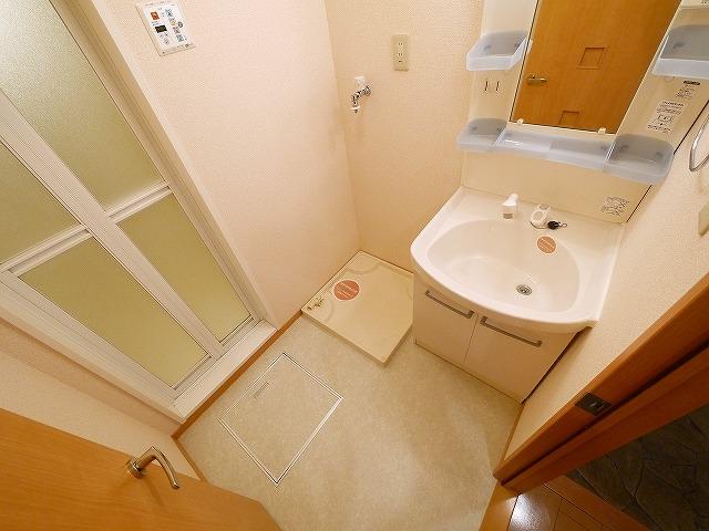 洗面設備　忙しい朝には欠かせない洗面所です