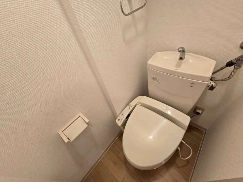 トイレ　トイレです。ウォシュレット付を探している方、おすすめです！