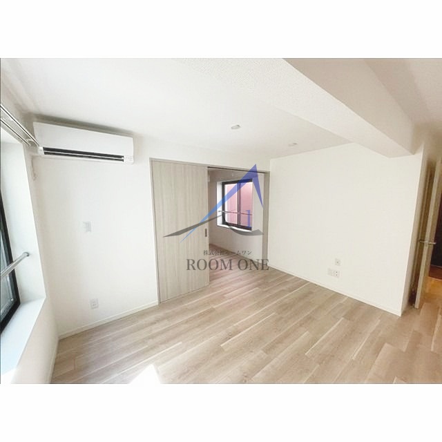 居室・リビング　洋室のお部屋です。